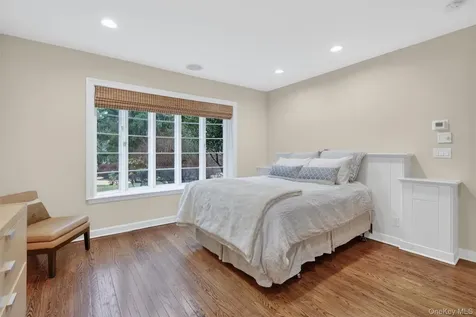 6 W Sunnyside Lane Irvington NY 10533
