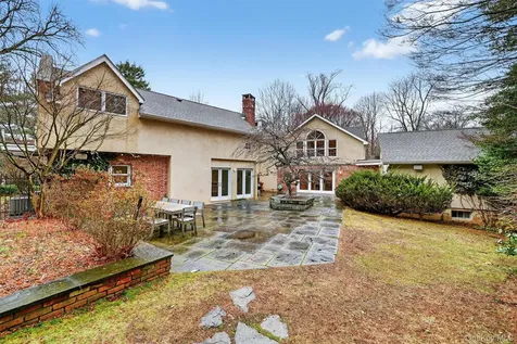 6 W Sunnyside Lane Irvington NY 10533