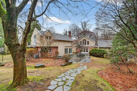 6 W Sunnyside Lane Irvington NY 10533
