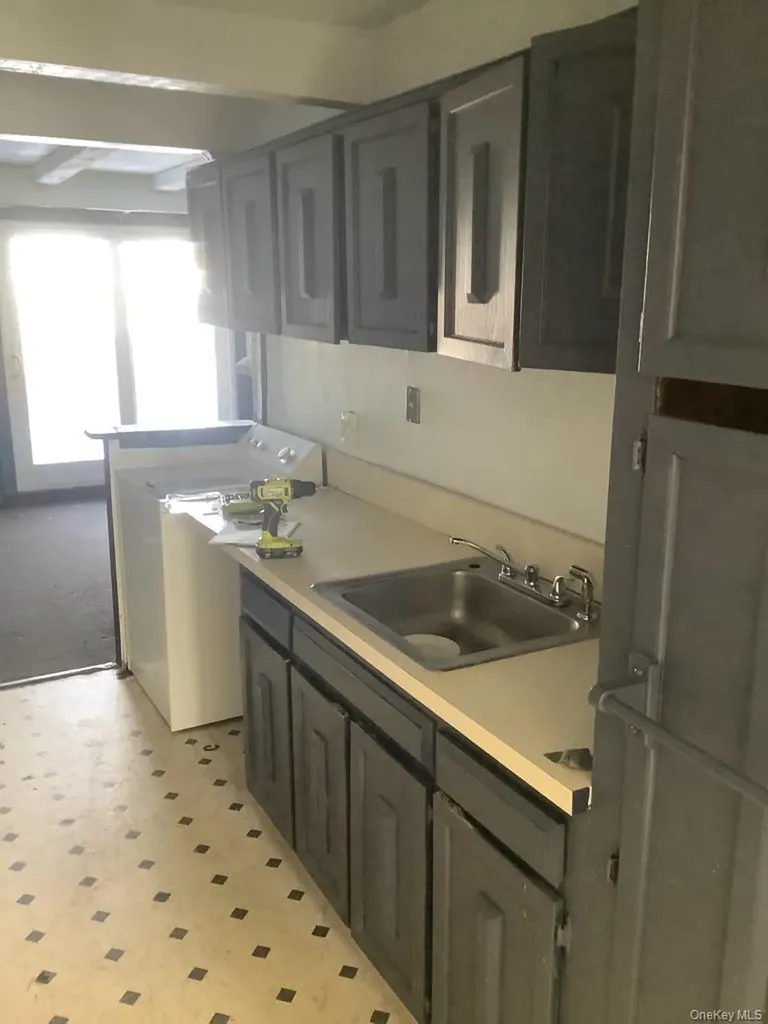 134 Hill Crescent Calverton NY 11933