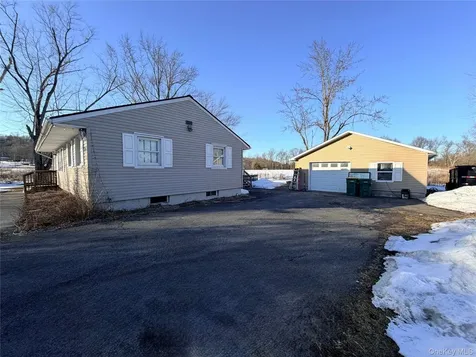 47 Kukuk Lane Kingston NY 12401