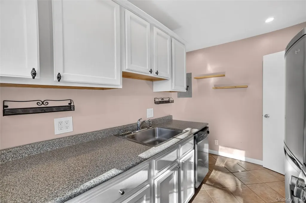 2 South Road Harrison NY 10528