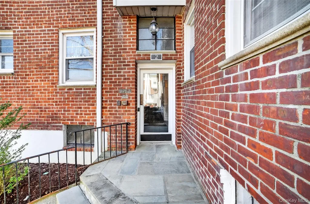 2 South Road Harrison NY 10528