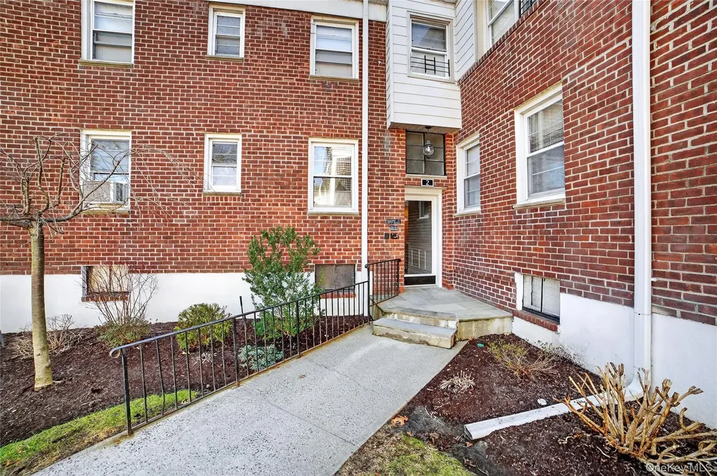 2 South Road Harrison NY 10528