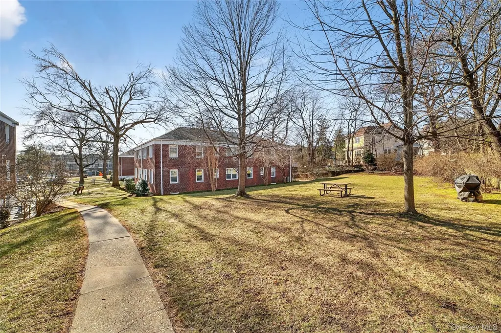 2 South Road Harrison NY 10528