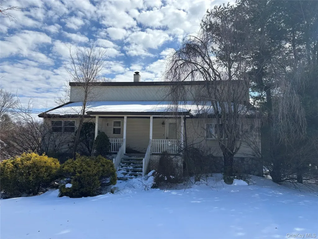 83 Smith Road Poughkeepsie NY 12603