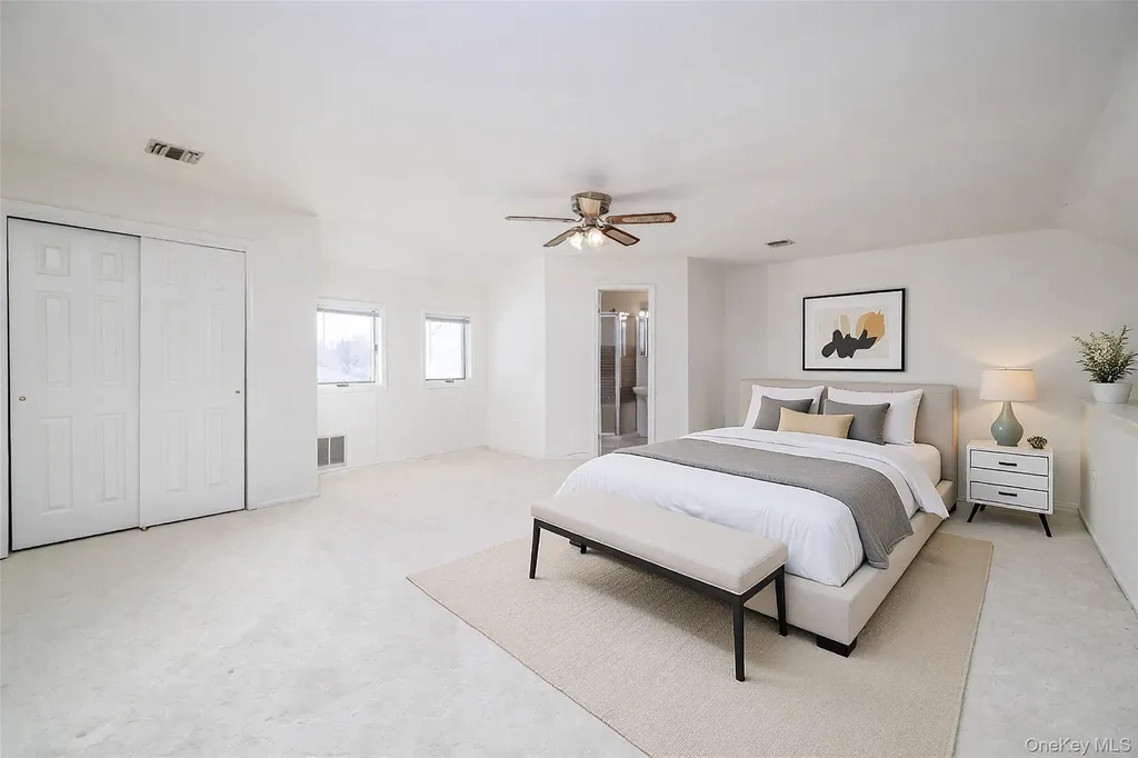 22 Ridgewood Drive Wantagh NY 11793