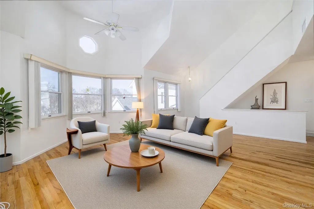 22 Ridgewood Drive Wantagh NY 11793