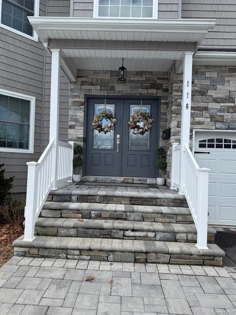 116 Winifred Drive Merrick NY 11566