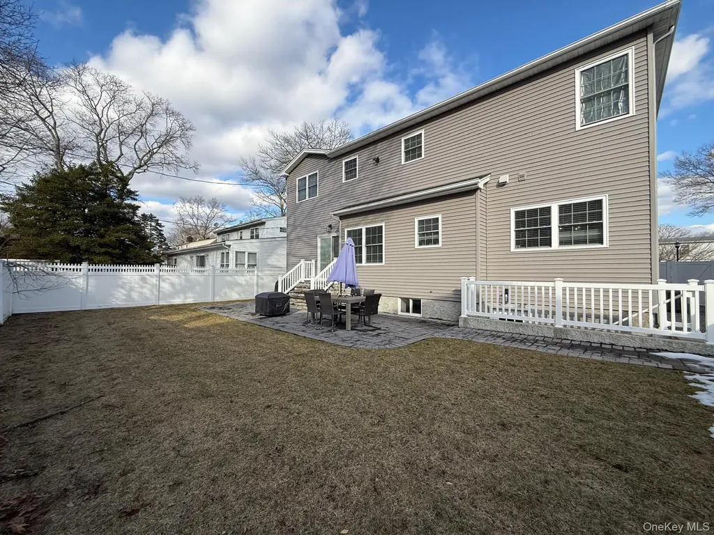 116 Winifred Drive Merrick NY 11566