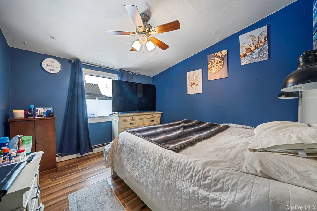 54 Pacific Avenue Deer Park NY 11729