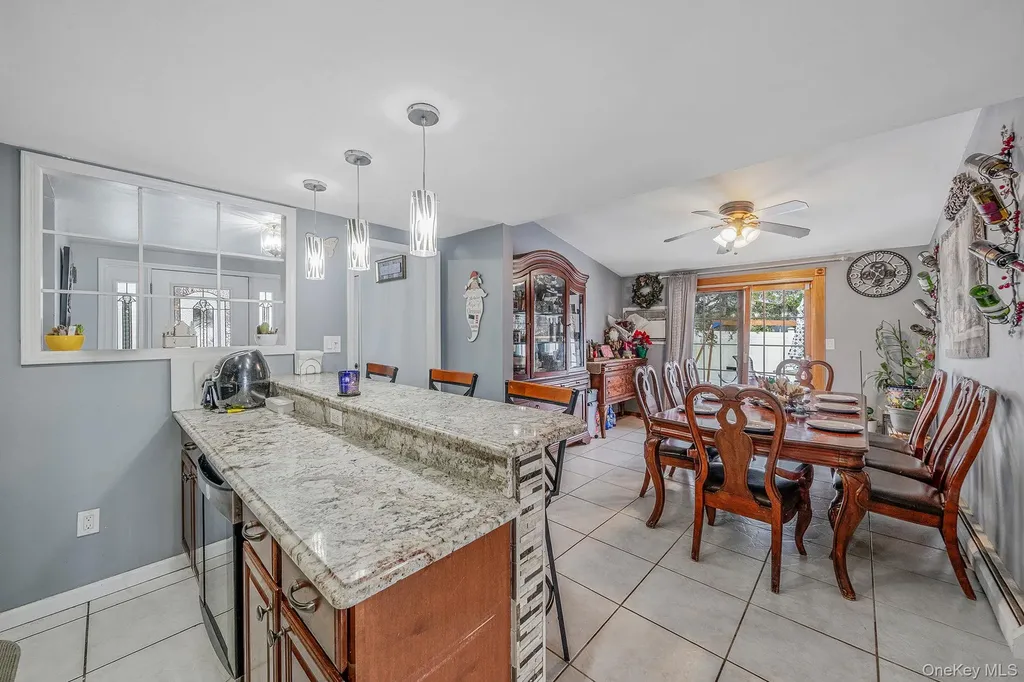 54 Pacific Avenue Deer Park NY 11729