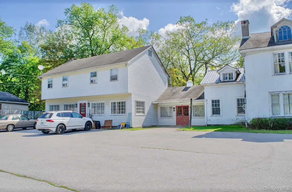 1380 Route 44 Pleasant Valley NY 12569