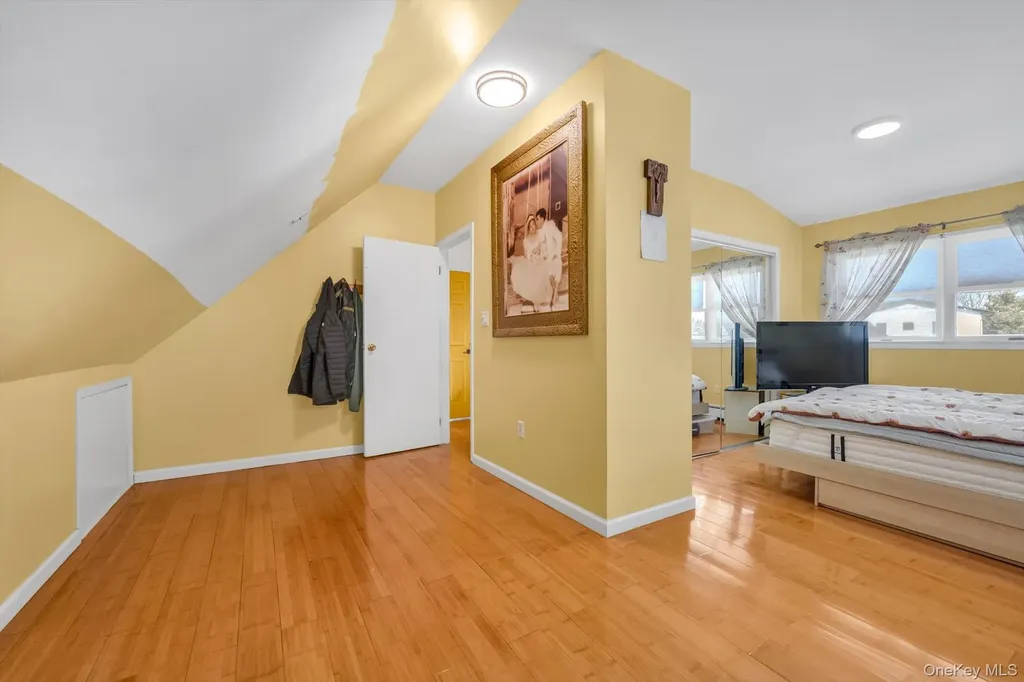 4 Carriage Lane Levittown NY 11756