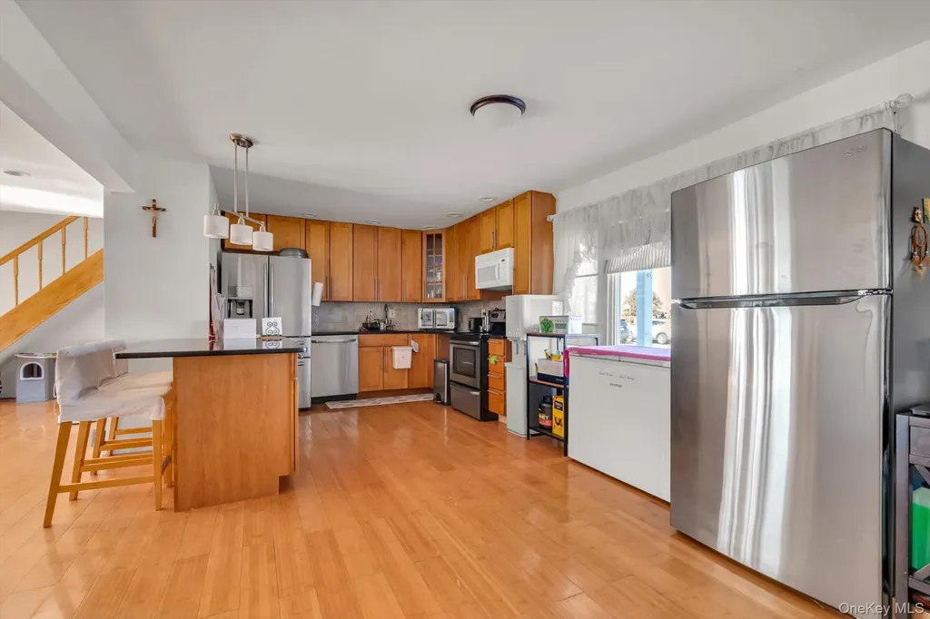 4 Carriage Lane Levittown NY 11756