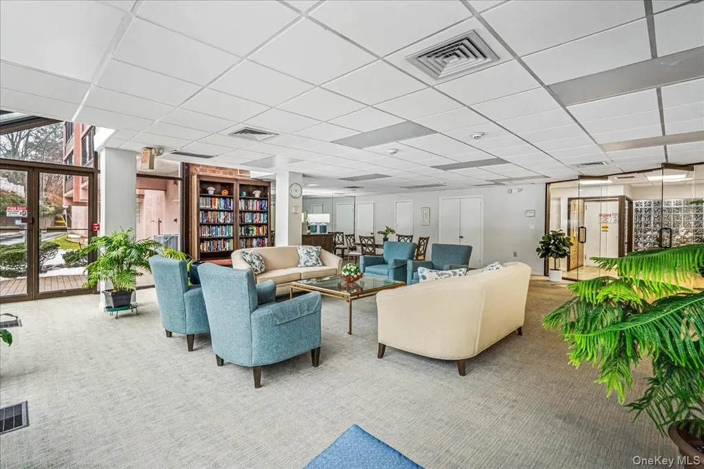800 Willis Avenue Albertson NY 11507