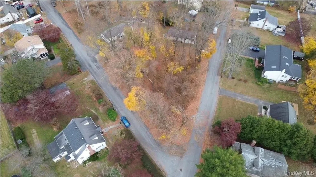 14 Hawthorne Road Carmel NY 10512