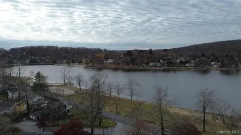 14 Hawthorne Road Carmel NY 10512