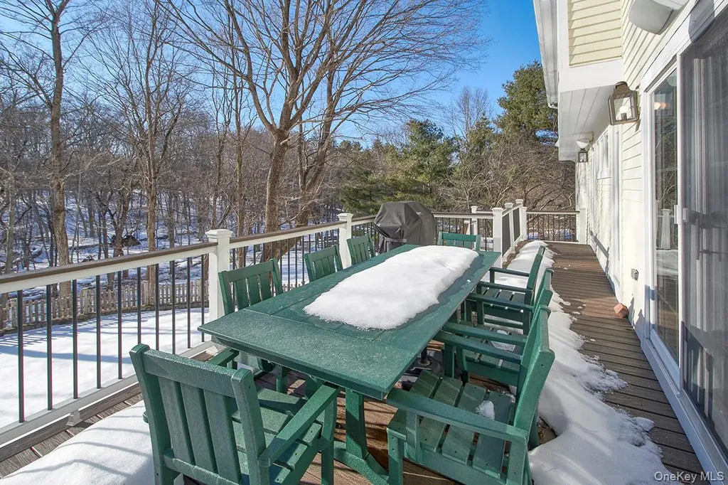 415 Sarles Street Mount Kisco NY 10549