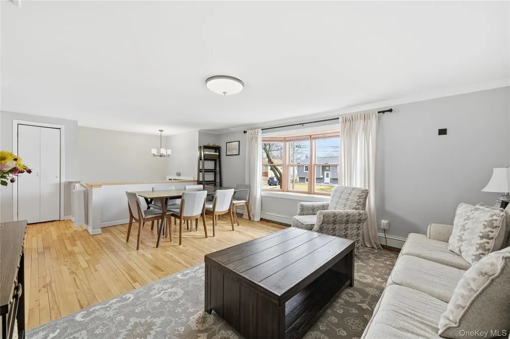 214 Ralph Avenue Babylon NY 11702