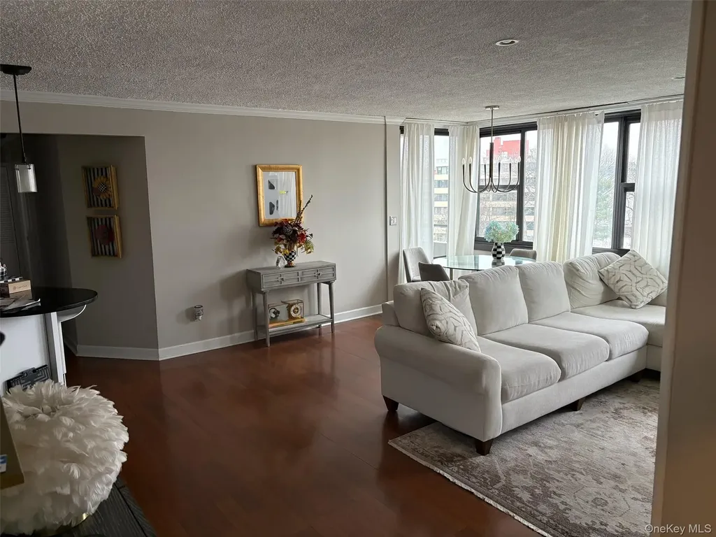 10-24 166th Street Beechhurst NY 11357