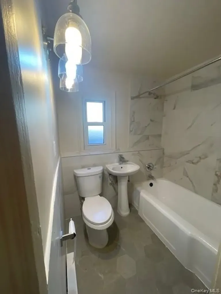 257 S 2nd Avenue Mount Vernon NY 10550