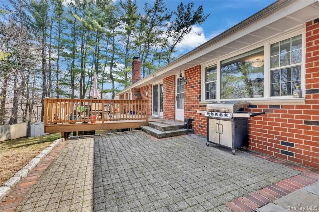 47 Willow Drive Briarcliff Manor NY 10510