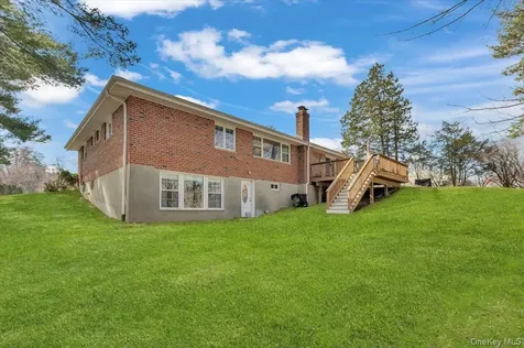 47 Willow Drive Briarcliff Manor NY 10510