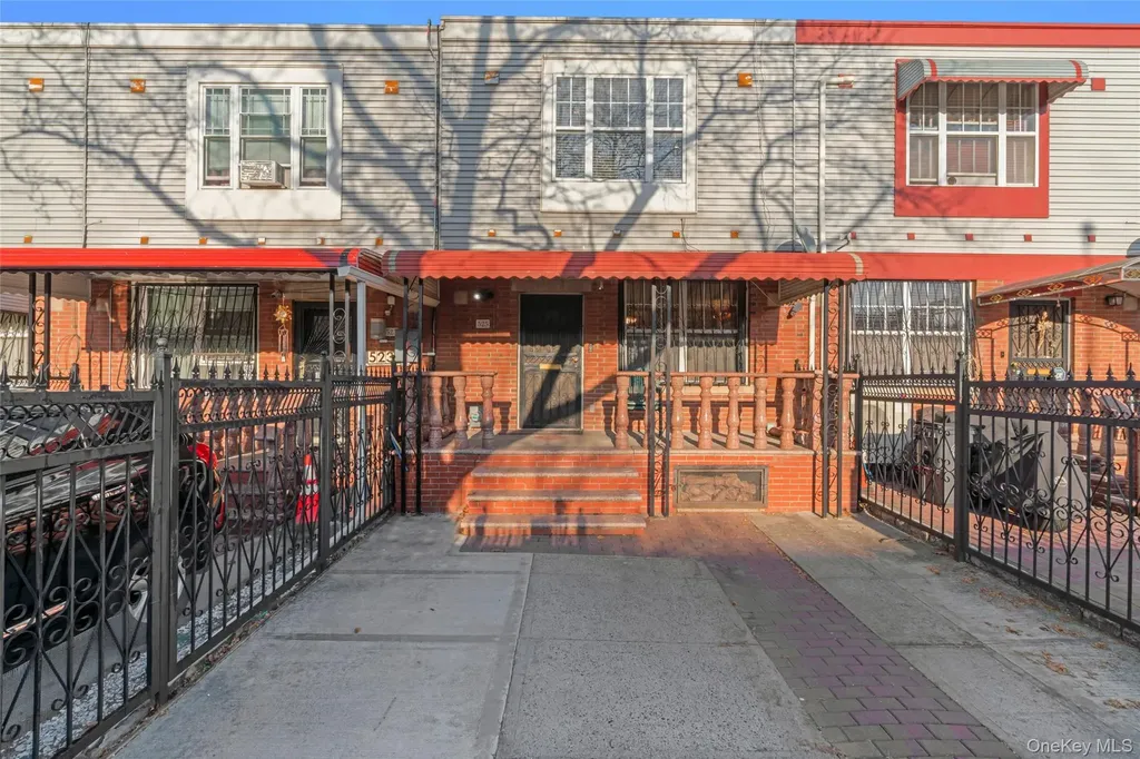 525 Alabama Avenue Brooklyn NY 11207