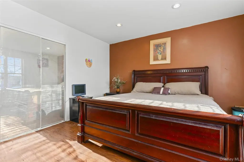 525 Alabama Avenue Brooklyn NY 11207