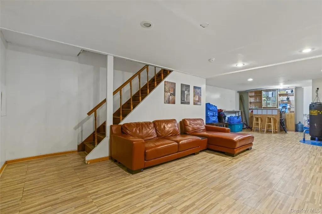 525 Alabama Avenue Brooklyn NY 11207