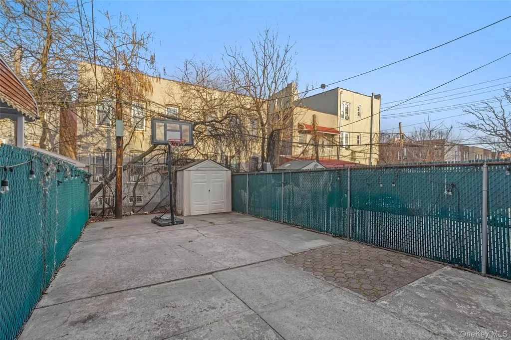 525 Alabama Avenue Brooklyn NY 11207