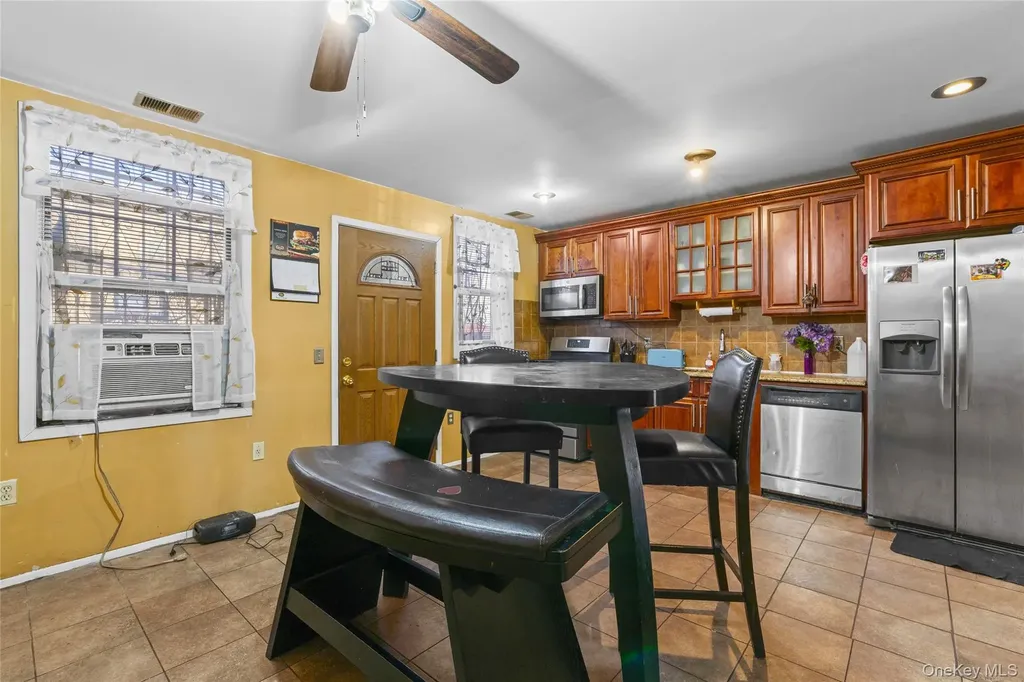 525 Alabama Avenue Brooklyn NY 11207
