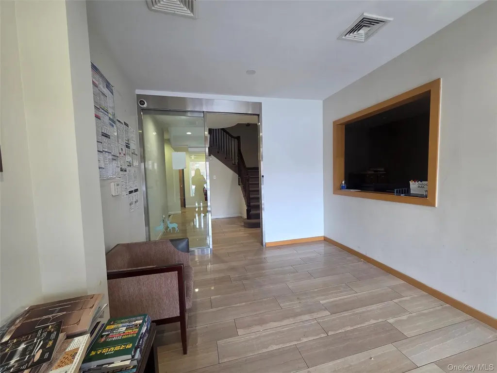 167-17 Northern Boulevard Flushing NY 11358