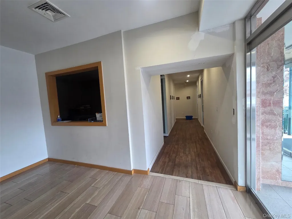 167-17 Northern Boulevard Flushing NY 11358