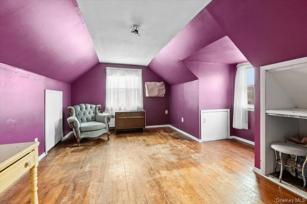 6 Gateway Street Bethpage NY 11714