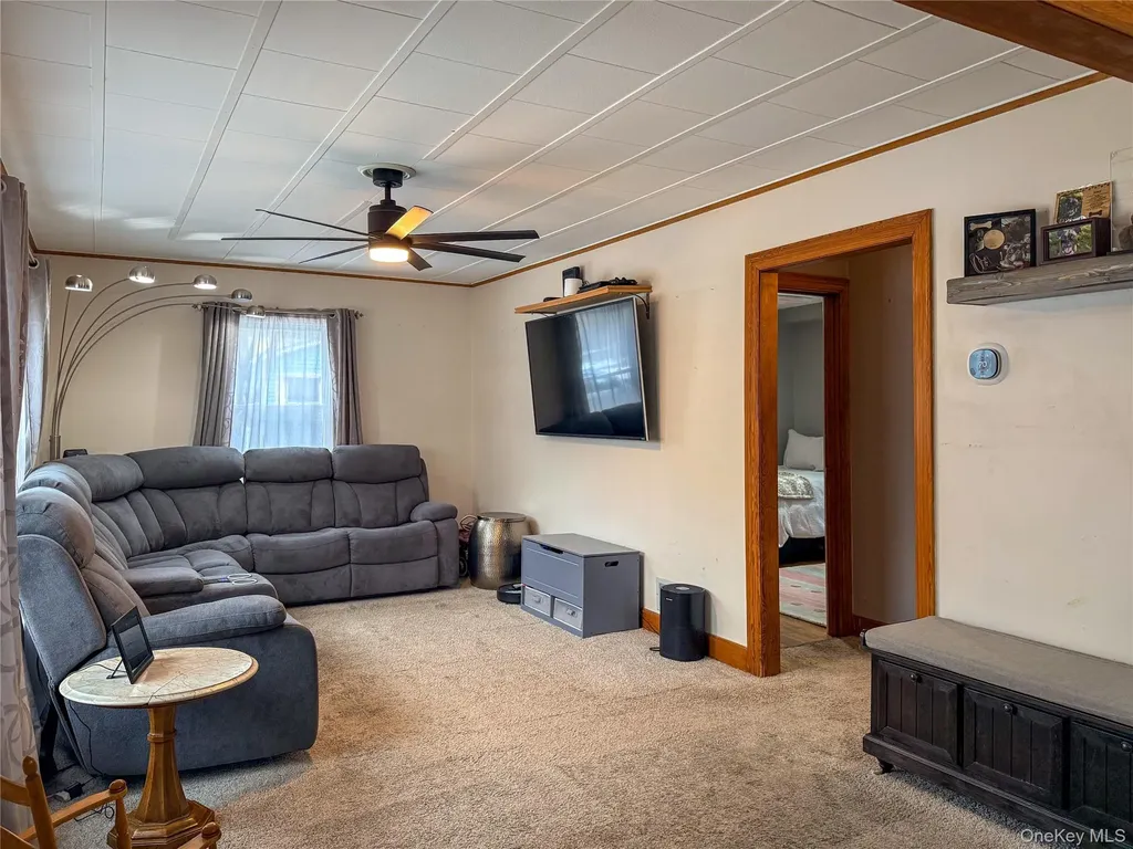 3 Wilcox Avenue Highland NY 12528