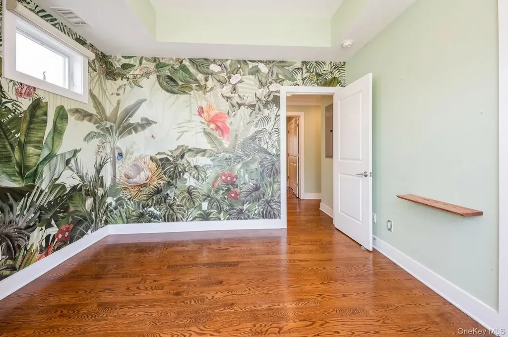 13 Island Point Bronx NY 10464