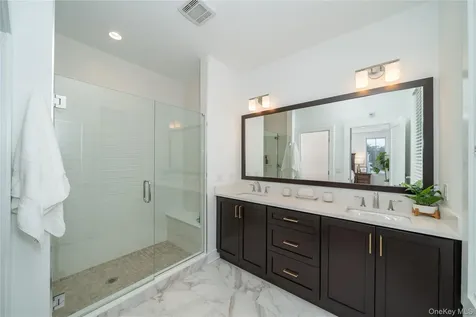 4 Wright Drive Chappaqua NY 10514