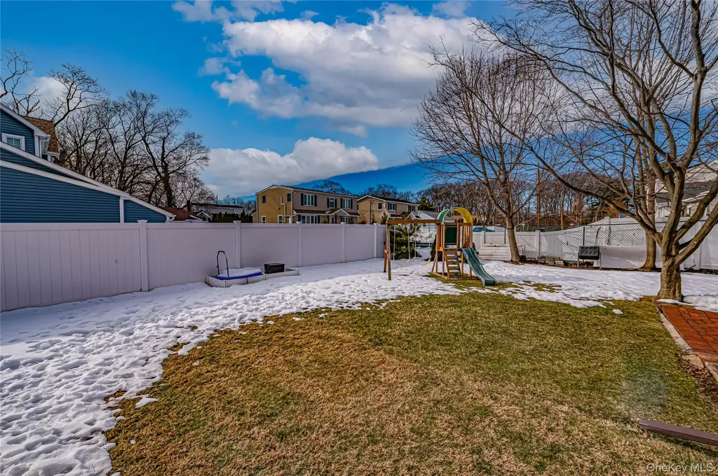 3 Cord Avenue West Babylon NY 11704