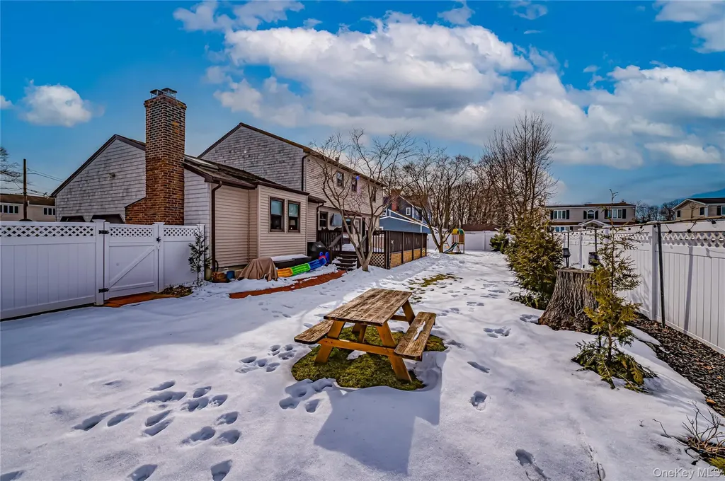 3 Cord Avenue West Babylon NY 11704