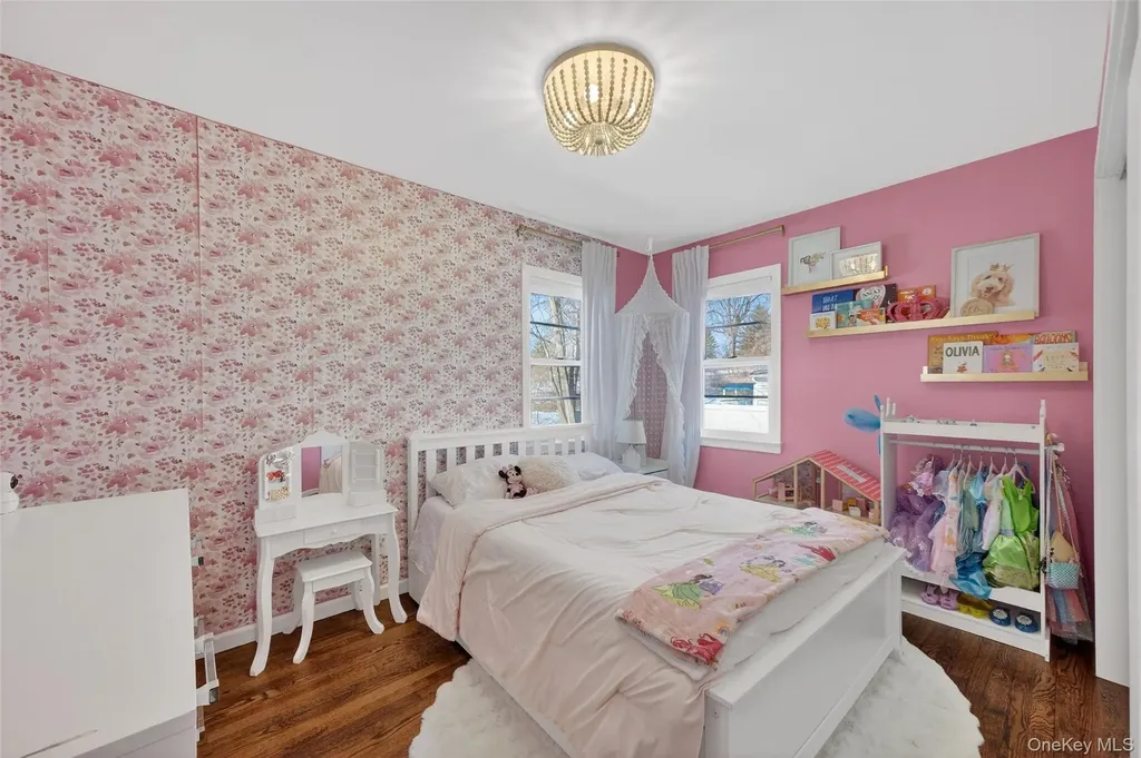 15 Laffin Lane Poughkeepsie NY 12603