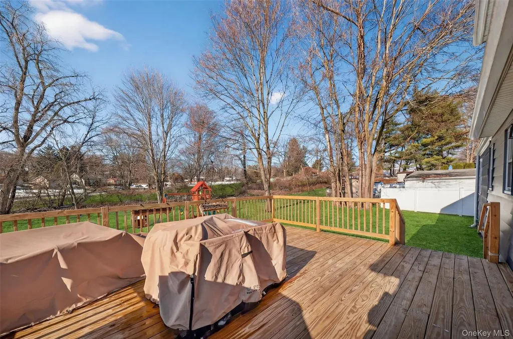15 Laffin Lane Poughkeepsie NY 12603