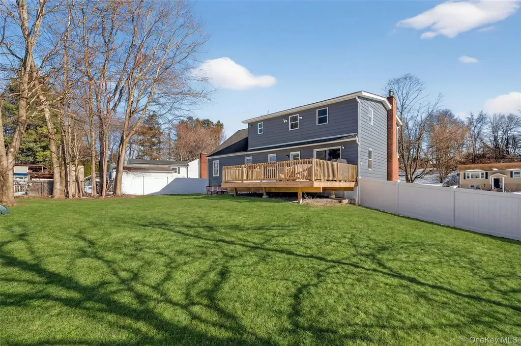 15 Laffin Lane Poughkeepsie NY 12603
