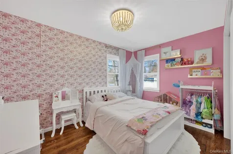 15 Laffin Lane Poughkeepsie NY 12603