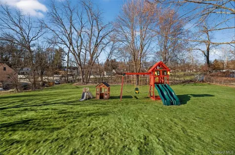 15 Laffin Lane Poughkeepsie NY 12603