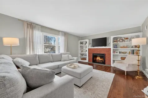 15 Laffin Lane Poughkeepsie NY 12603