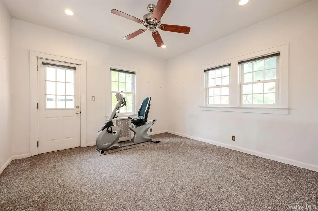 32 E Atlantic Avenue Oceanside NY 11572