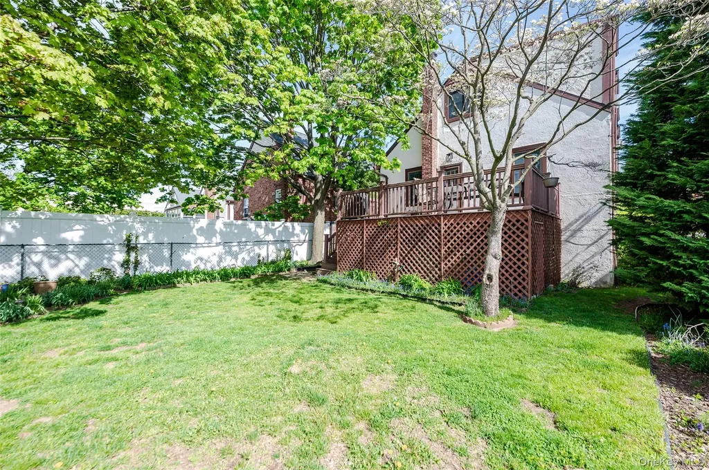32 E Atlantic Avenue Oceanside NY 11572