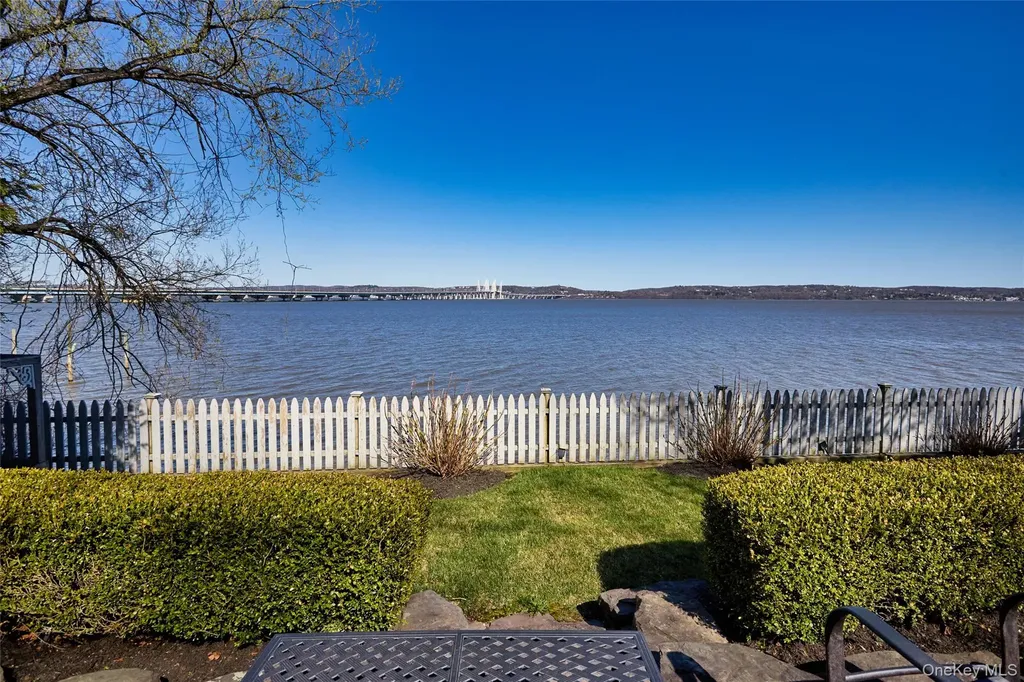 108 River Road Nyack NY 10960